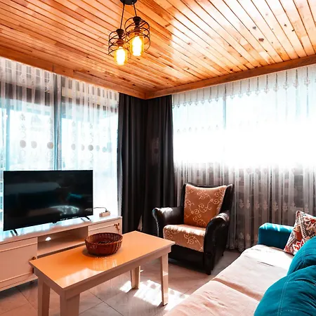 Polat Village * 阿拉尼亚